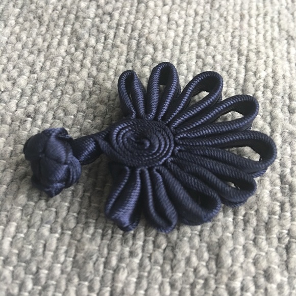 NEW! Chinese Flower Knot Buttons - Picture 2 of 5
